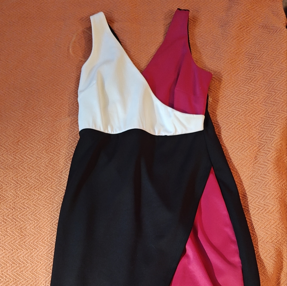 Black-Pink-White dress